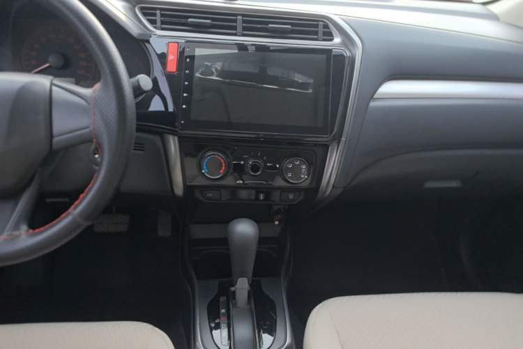 Used Honda Greiz 2016 1.5L CVT Classic Edition Audio And AC Panel