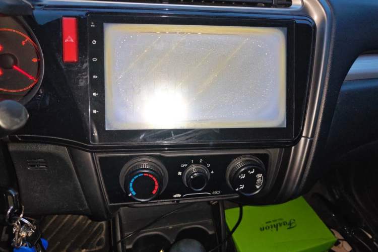 Used Honda Greiz 2016 1.5L CVT Classic Edition Audio And AC Panel