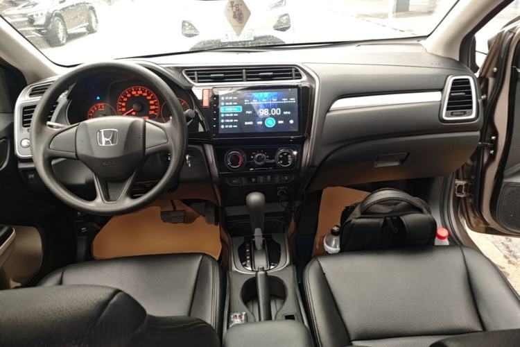 Used Honda Greiz 2016 1.5L CVT Classic Edition Center Console