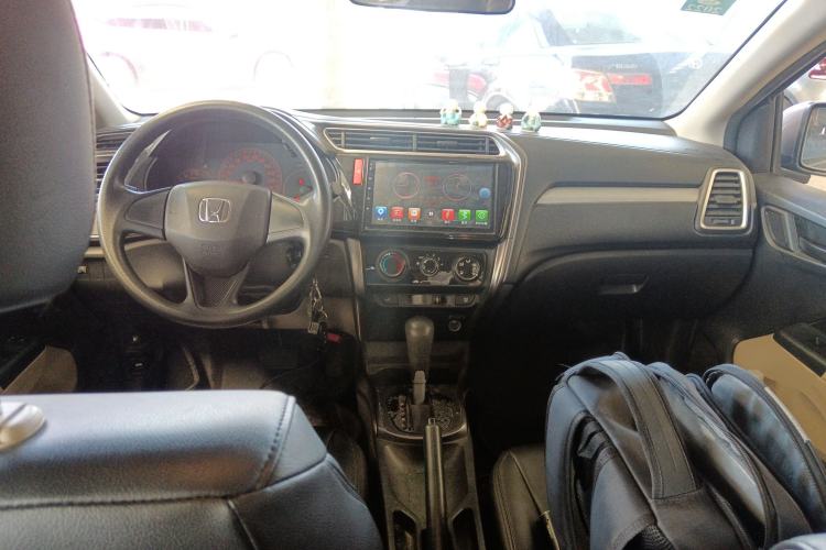Used Honda Greiz 2016 1.5L CVT Classic Edition Center Console