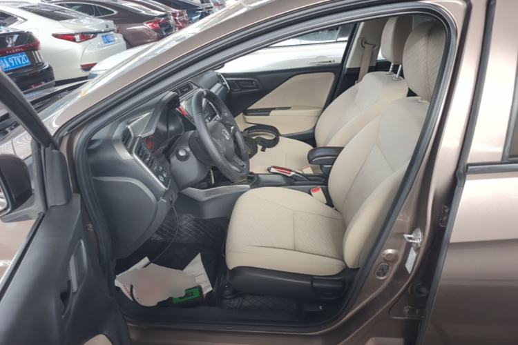 Used Honda Greiz 2016 1.5L CVT Classic Edition Driver Seat