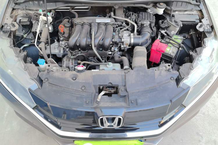 Used Honda Greiz 2016 1.5L CVT Luxury Edition Engine Bay