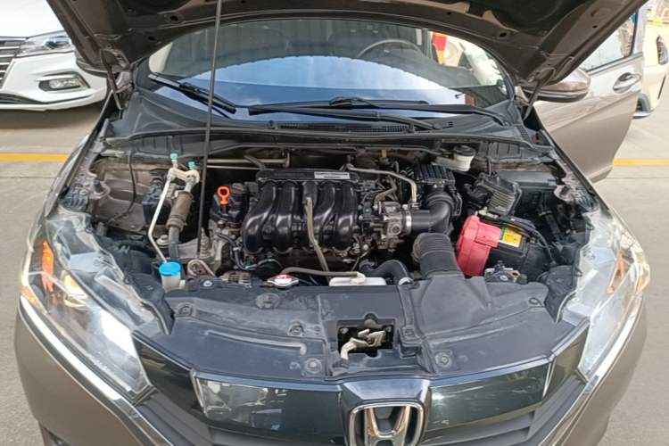Used Honda Greiz 2016 1.5L CVT Classic Edition Engine Bay
