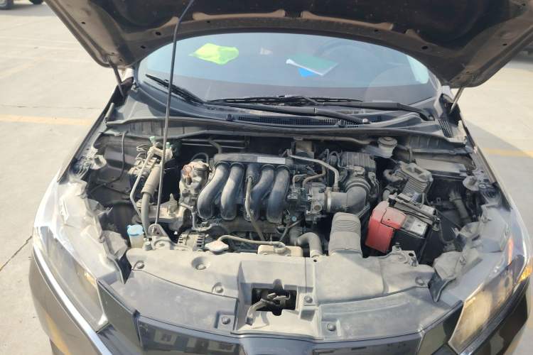 Used Honda Greiz 2016 1.5L CVT Classic Edition Engine Bay