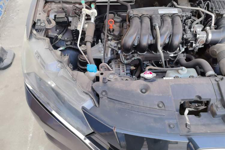 Used Honda Greiz 2016 1.5L CVT Luxury Edition Engine Bay Right