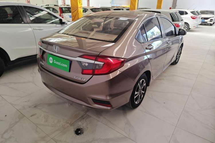 Used Honda Greiz 2016 1.5L CVT Classic Edition Exterior 3
