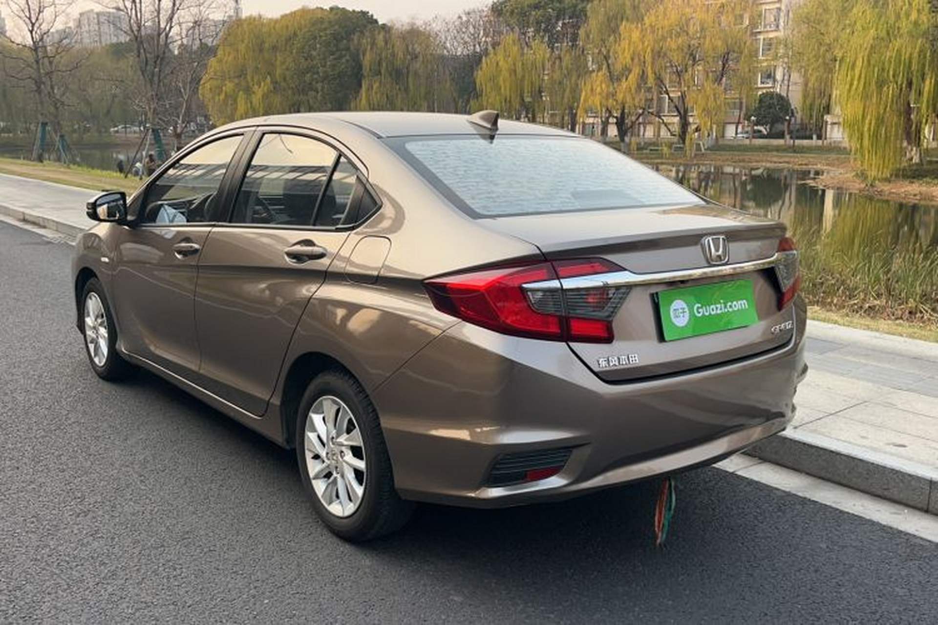 Used Honda Greiz 2016 1.5L CVT Fashion Edition Exterior 4