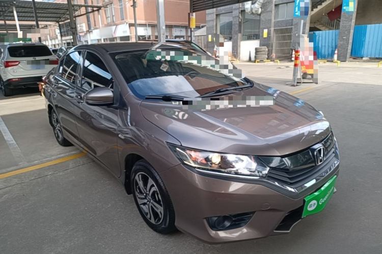 Used Honda Greiz 2016 1.5L CVT Classic Edition Front Right 45 Deg