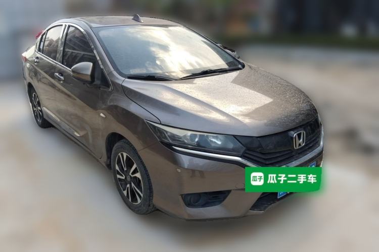 Used Honda Greiz 2016 1.5L Manual Classic Edition Front Right 45 Deg