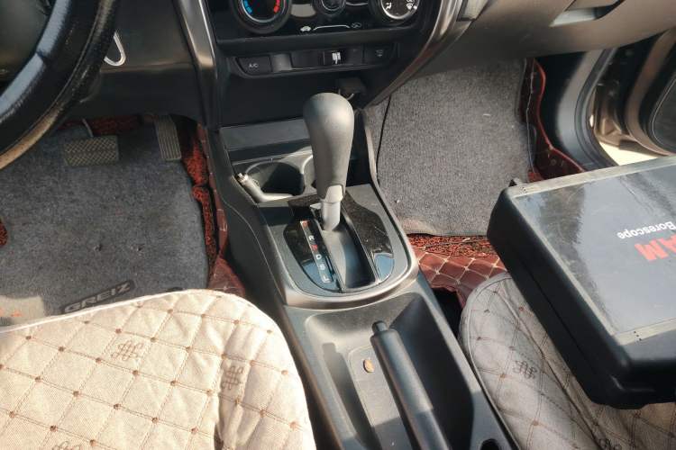 Used Honda Greiz 2016 1.5L CVT Classic Edition Gear Lever