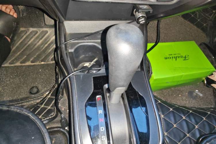 Used Honda Greiz 2016 1.5L CVT Classic Edition Gear Lever