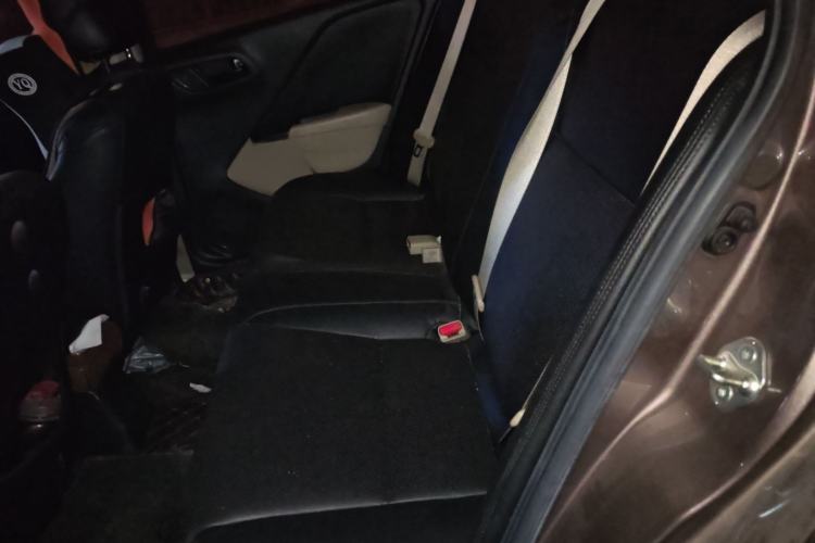 Used Honda Greiz 2016 1.5L CVT Classic Edition Interior 4