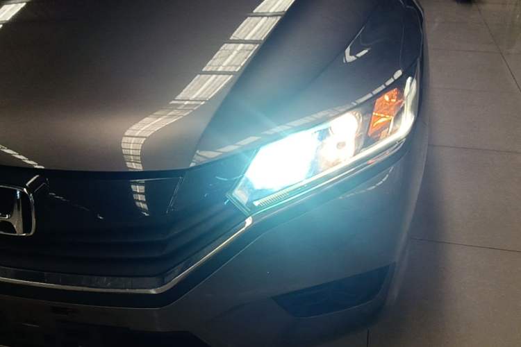 Used Honda Greiz 2016 1.5L Manual Classic Edition Left Front Headlight