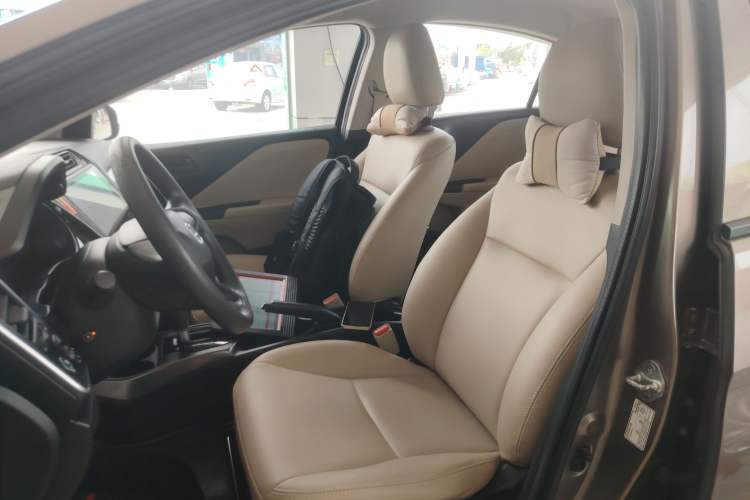 Used Honda Greiz 2016 1.5L CVT Classic Edition Left Front Seat