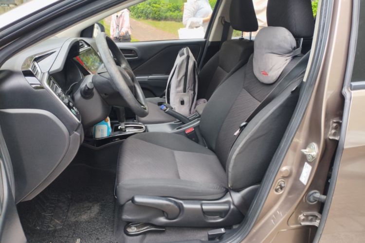 Used Honda Greiz 2016 1.5L CVT Fashion Edition Left Front Seat