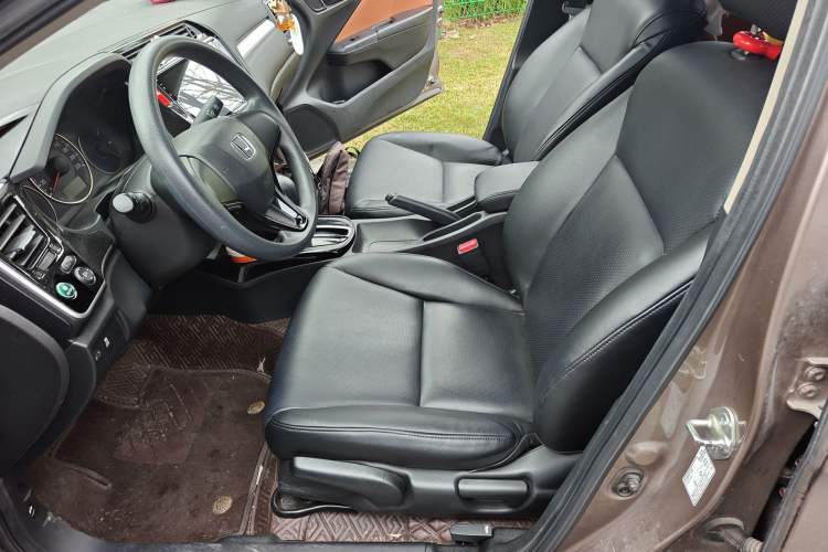Used Honda Greiz 2016 1.5L CVT Fashion Edition Left Front Seat