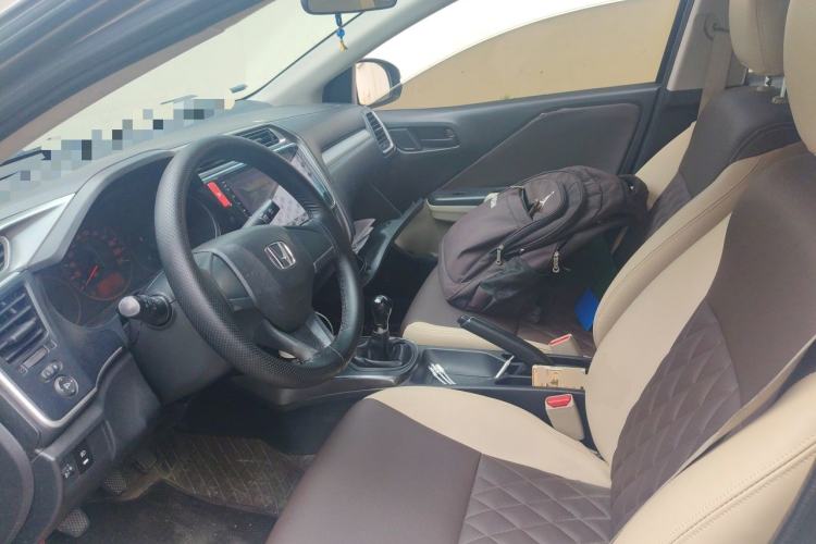 Used Honda Greiz 2016 1.5L Manual Classic Edition Left Front Seat