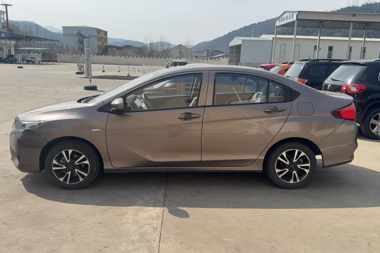 Used Honda Greiz 2016 1.5L Manual Classic Edition Left Side