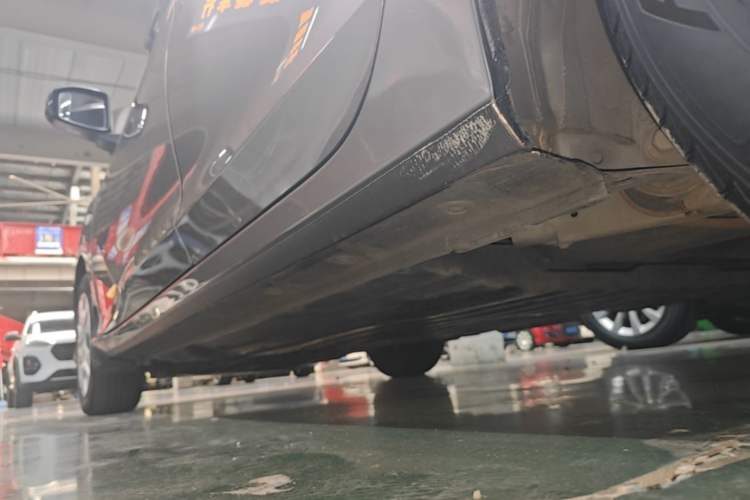 Used Honda Greiz 2016 1.5L CVT Classic Edition Left Side Sill