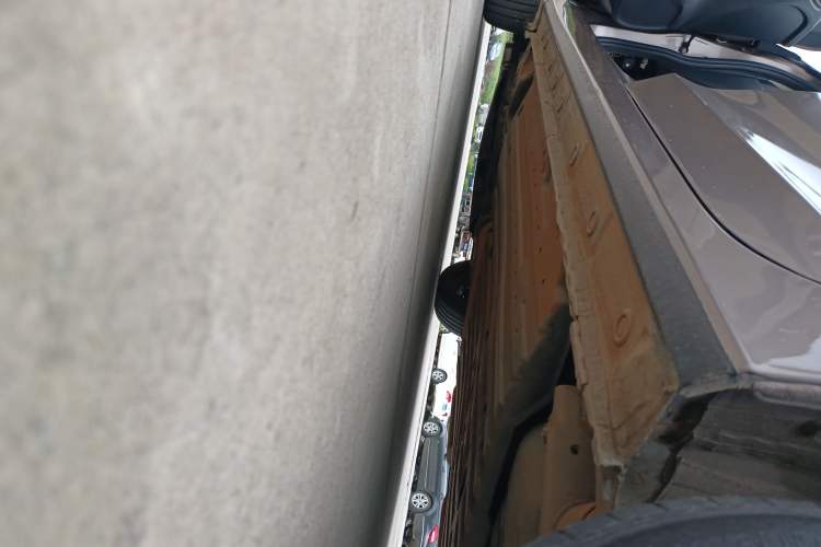 Used Honda Greiz 2016 1.5L CVT Classic Edition Left Side Sill