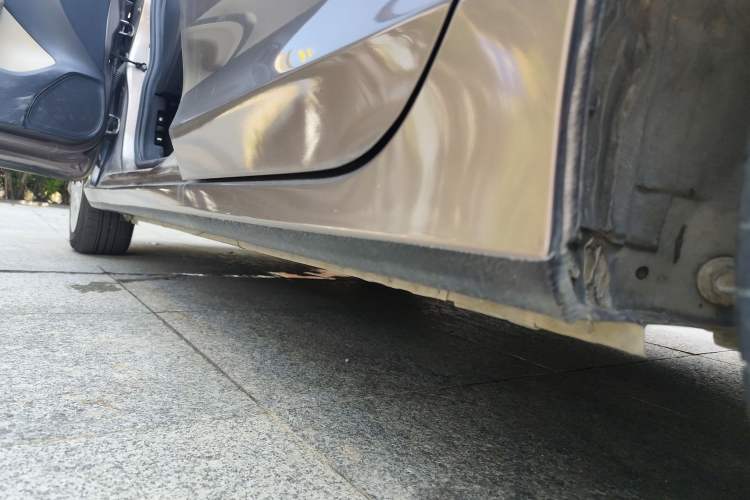 Used Honda Greiz 2016 1.5L CVT Classic Edition Left Side Sill