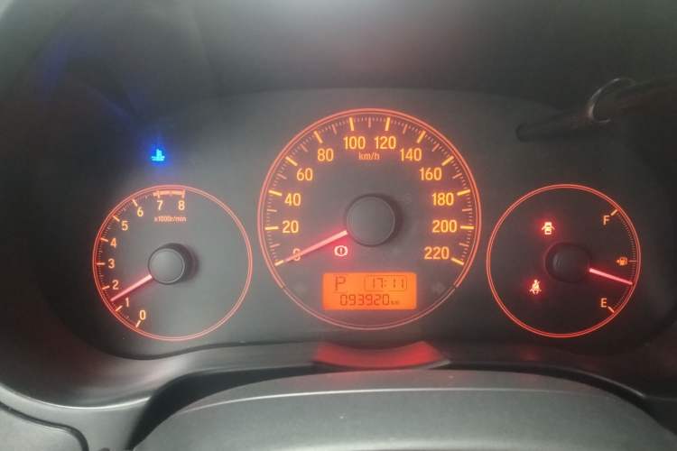 Used Honda Greiz 2016 1.5L CVT Classic Edition Odometer Close Up