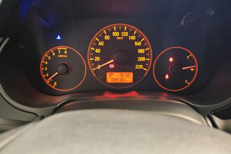Used Honda Greiz 2016 1.5L CVT Classic Edition Odometer Close Up