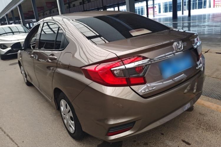 Used Honda Greiz 2016 1.5L CVT Classic Edition Rear Left 45 Deg