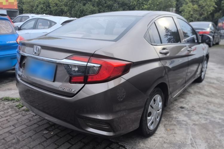 Used Honda Greiz 2016 1.5L CVT Classic Edition Rear Right 45 Deg