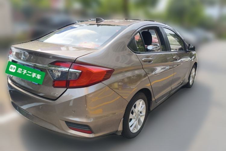 Used Honda Greiz 2016 1.5L CVT Fashion Edition Rear Right 45 Deg
