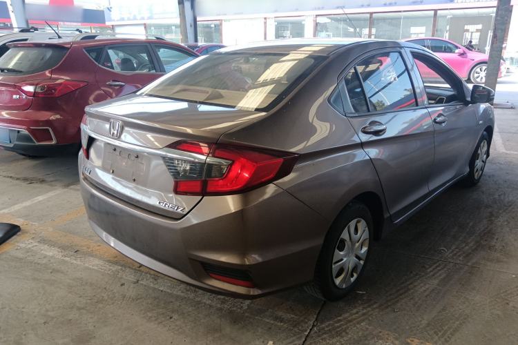 Used Honda Greiz 2016 1.5L CVT Classic Edition Rear Right 45 Deg