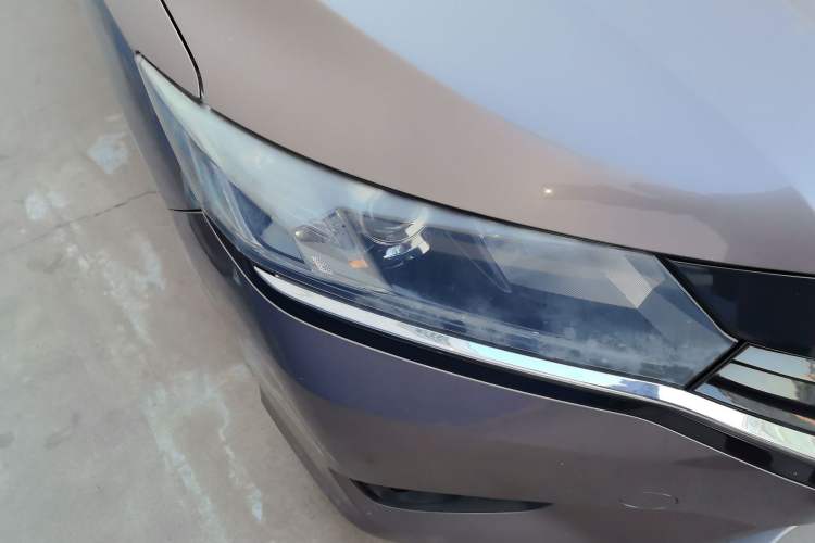 Used Honda Greiz 2016 1.5L CVT Luxury Edition Right Front Headlight
