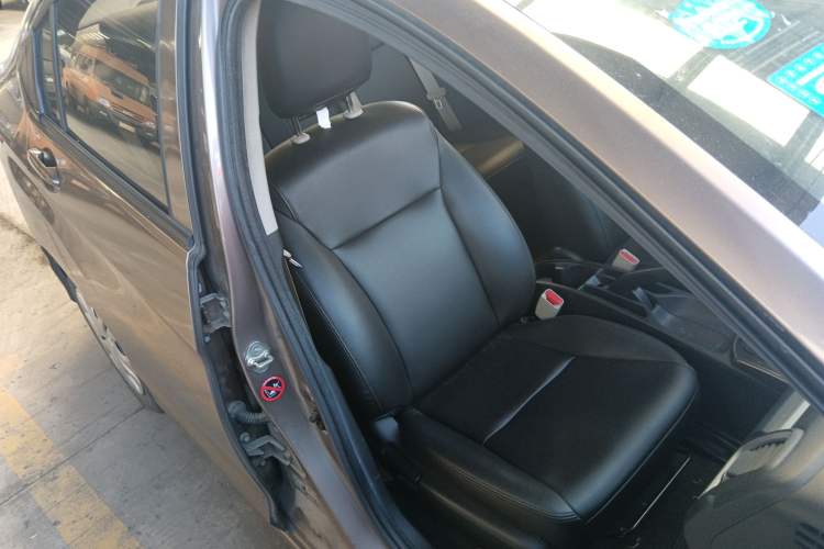 Used Honda Greiz 2016 1.5L CVT Classic Edition Right Front Seat