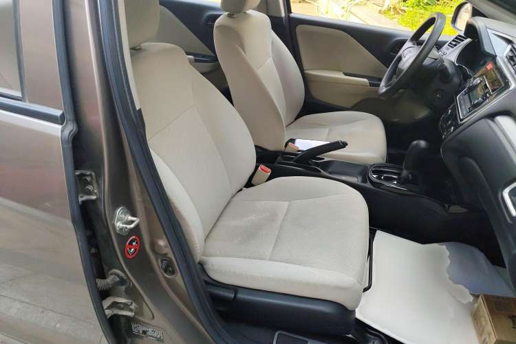 Used Honda Greiz 2016 1.5L CVT Classic Edition Right Front Seat