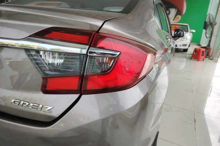 Used Honda Greiz 2016 1.5L CVT Classic Edition Right Rear Taillight