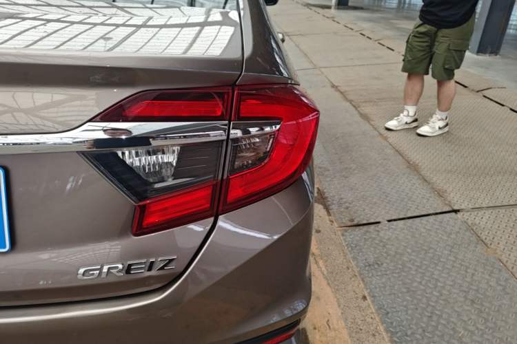 Used Honda Greiz 2016 1.5L CVT Classic Edition Right Rear Taillight