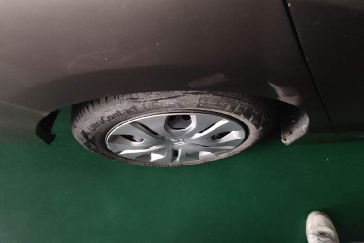 Used Honda Greiz 2016 1.5L CVT Classic Edition Right Rear Wheel Hub