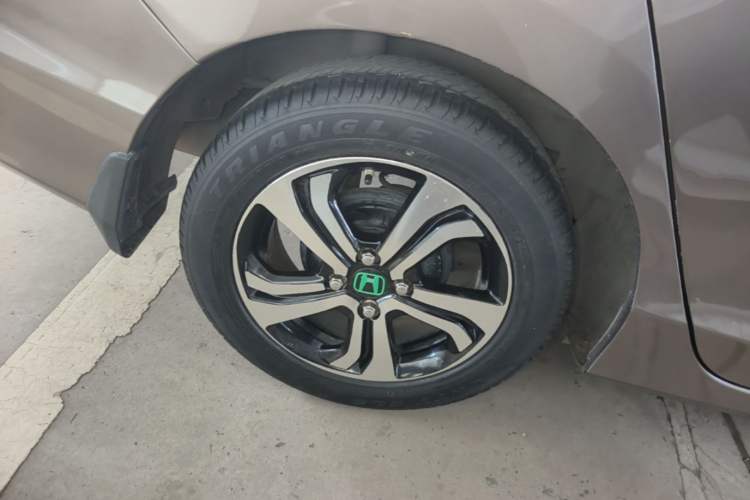 Used Honda Greiz 2016 1.5L CVT Classic Edition Right Rear Wheel Hub