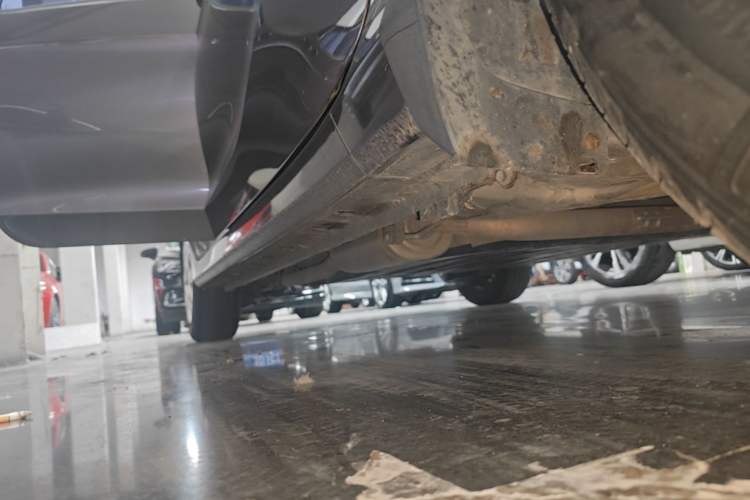 Used Honda Greiz 2016 1.5L CVT Classic Edition Right Side Sill