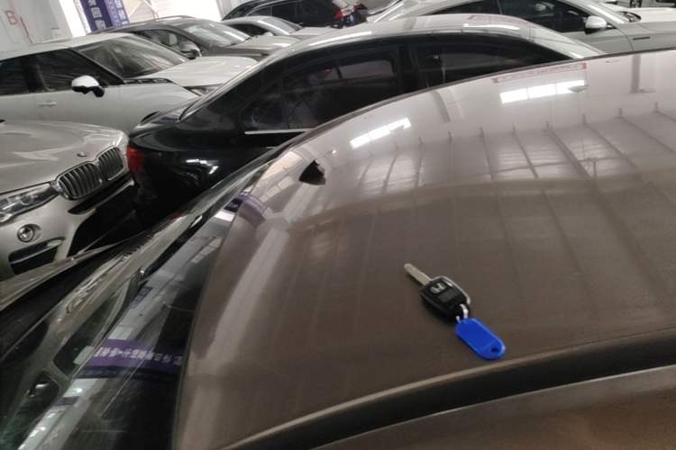 Used Honda Greiz 2016 1.5L CVT Classic Edition Roof