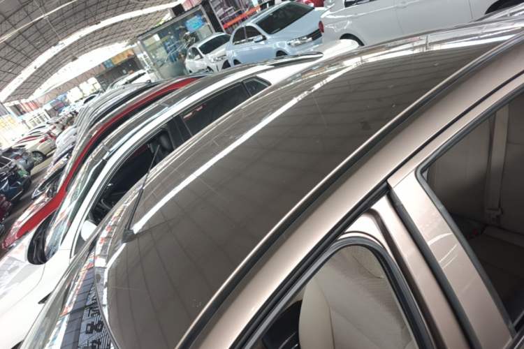Used Honda Greiz 2016 1.5L CVT Classic Edition Roof
