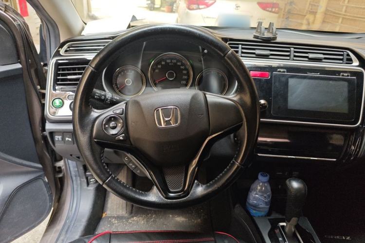 Used Honda Greiz 2016 1.5L CVT Luxury Edition Steering Wheel