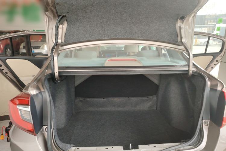 Used Honda Greiz 2016 1.5L CVT Classic Edition Trunk