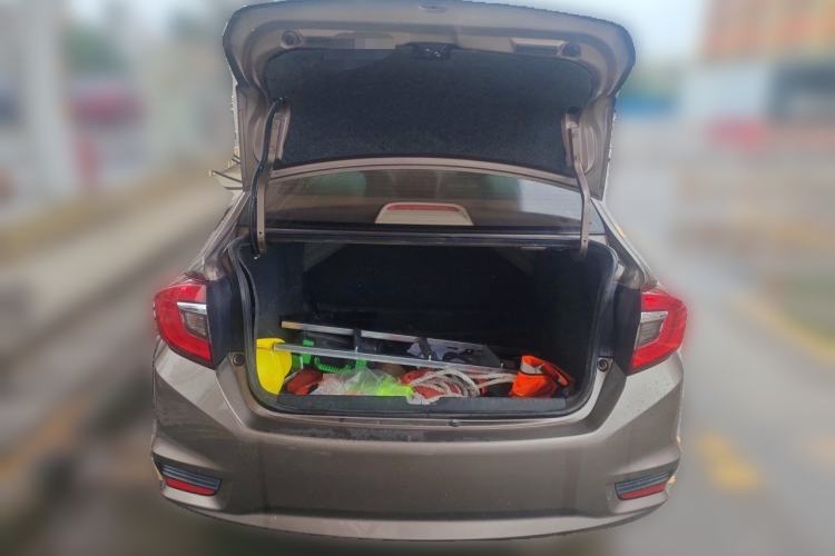 Used Honda Greiz 2016 1.5L CVT Classic Edition Trunk