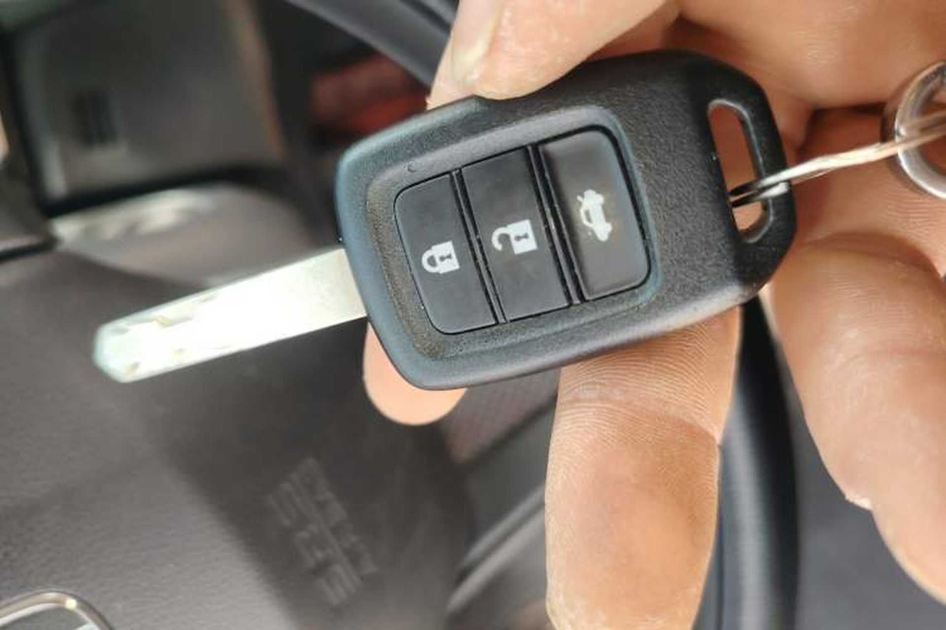 Used Honda Greiz 2016 1.5L CVT Classic Edition Vehicle Key
