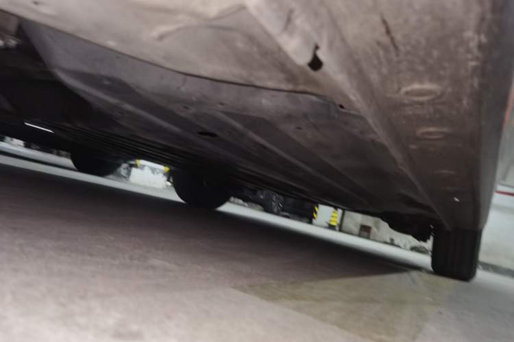 Used Honda Greiz 2016 1.5L Manual Classic Edition Chassis Front Left