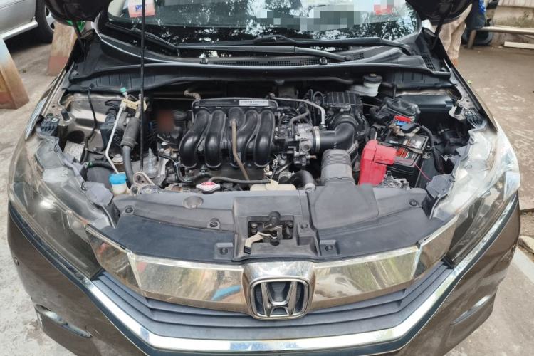 Used Honda Greiz 2016 1.5L CVT Comfort Version Engine Bay