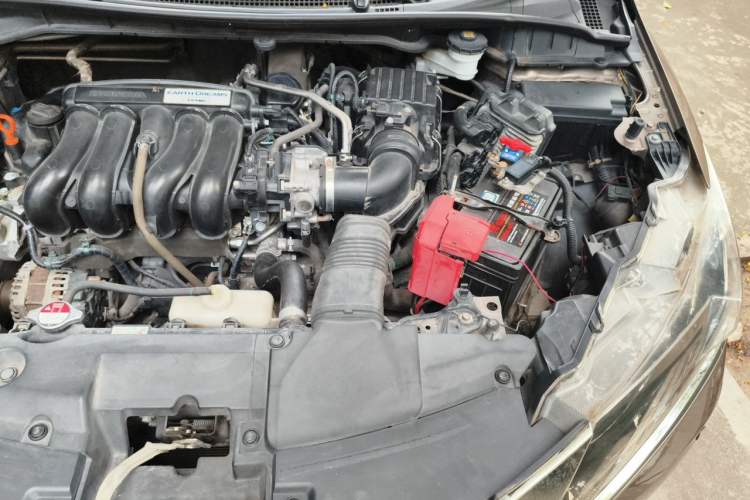 Used Honda Greiz 2016 1.5L CVT Comfort Version Engine Bay Left
