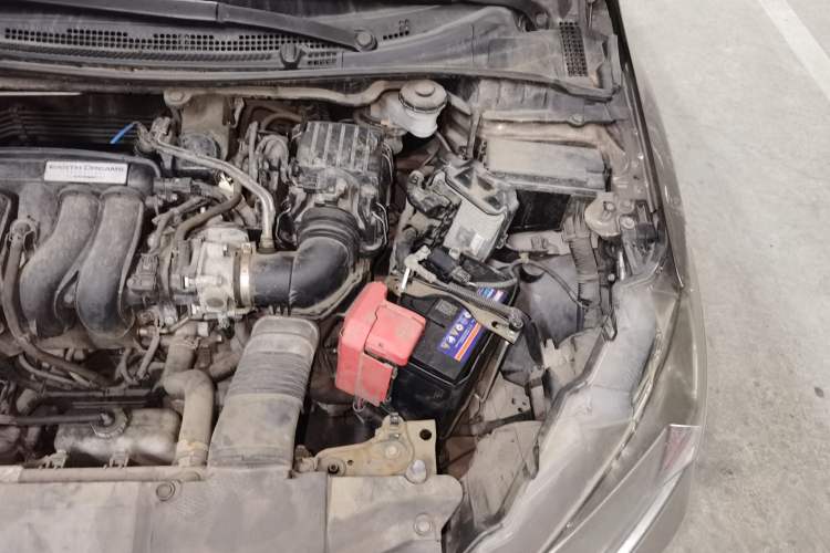 Used Honda Greiz 2016 1.5L Manual Classic Edition Engine Bay Left