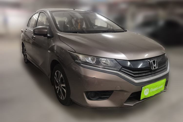 Used Honda Greiz 2016 1.5L Manual Classic Edition Front Right 45 Deg